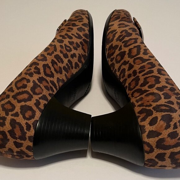 Munro NWOT Mara Leopard Print Suede Slip-On Pumps 9W (D) - Picture 7 of 9